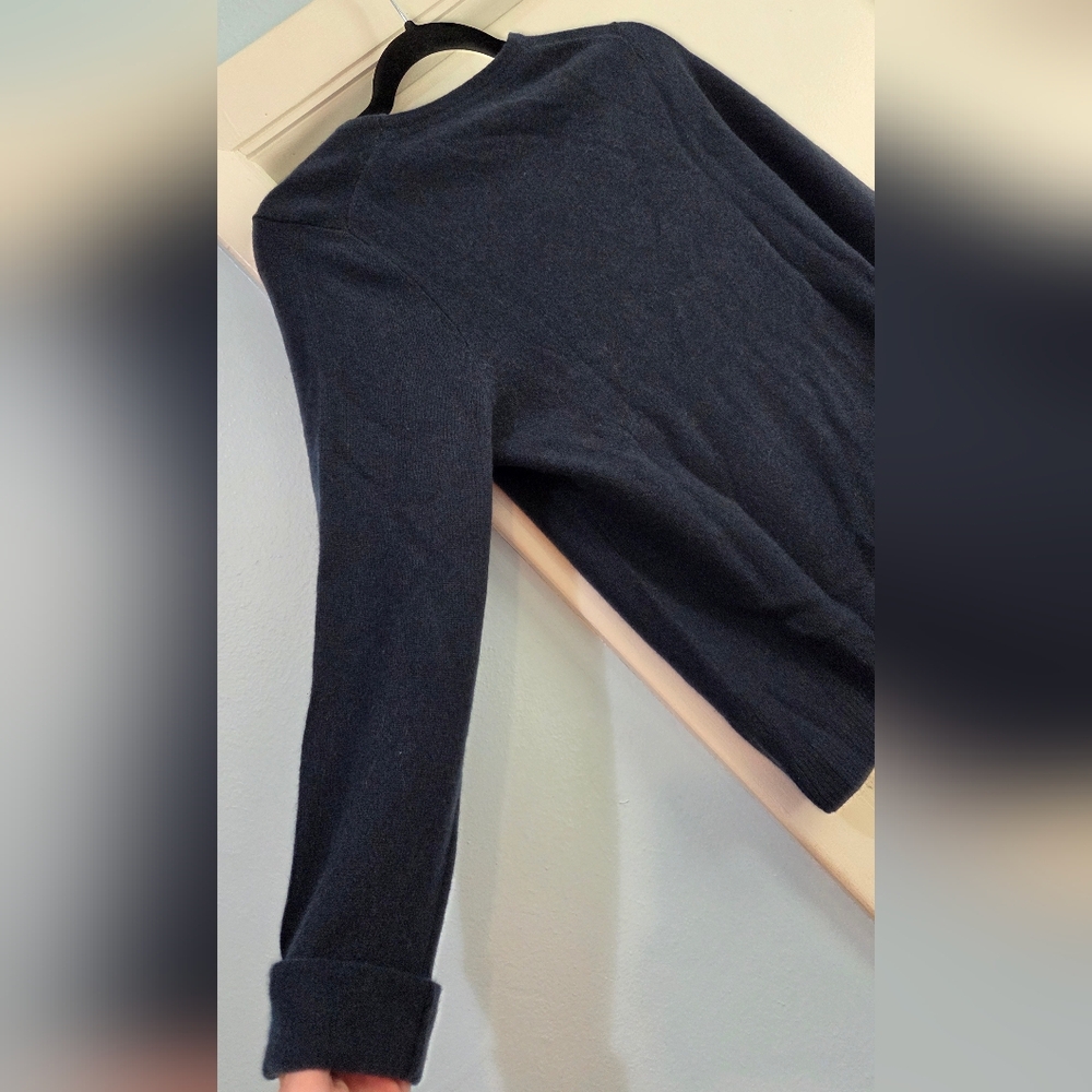 Women's L.L.Bean Navy Cashmere Crew Sweater, Size S - Picture 13 of 14